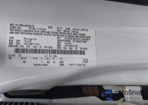 2015 Ford Focus S z USA, uszkodzony, nr VIN 1FADP3E2XFL224267